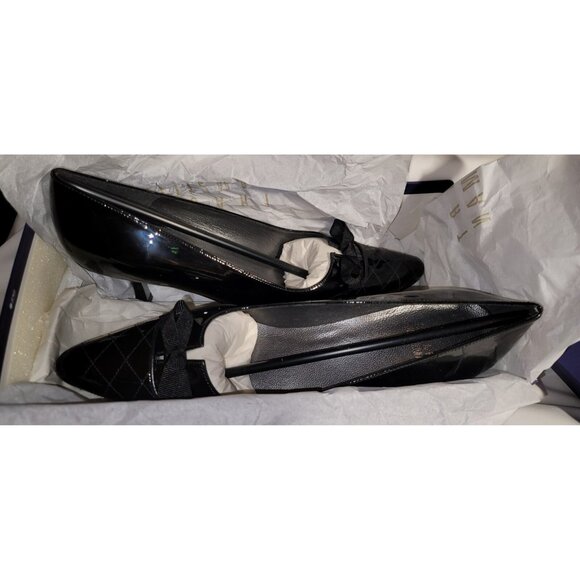 Stuart Weitzman Bow Black Soft Patent Leather Pumps Size 8N Stunning!!! $315 New - Picture 12 of 12